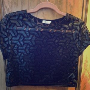 Tobi Crop Top