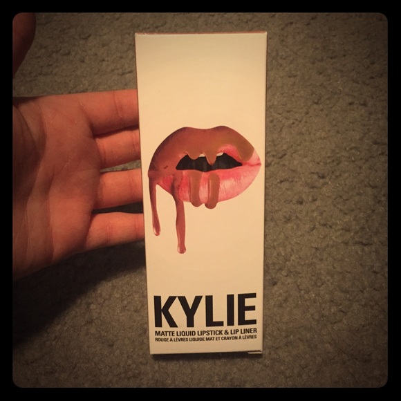 Kylie Lip Kit in CANDY K