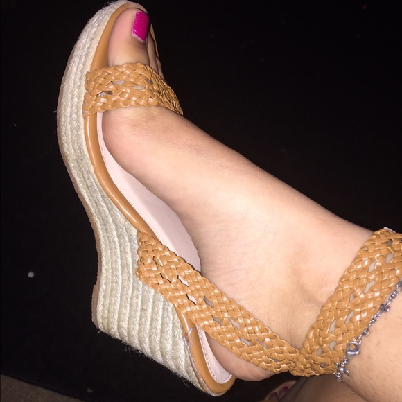 Size 8/9 wedges brown,tan