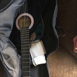 new Left-handed Youth Guitar w/case.