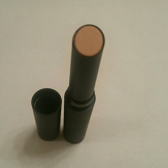 SOLD Nars Madere Pure Matte Lipstick