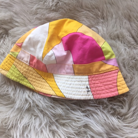 emilio pucci bucket hat