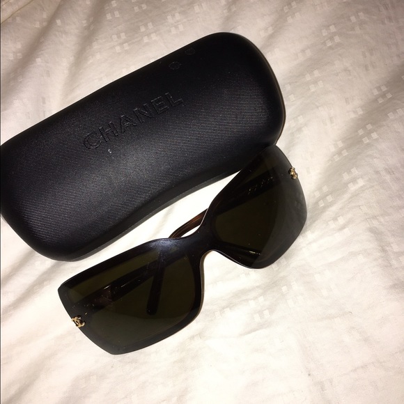 Chanel sunglasses