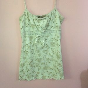 Awesome tank top that looks great on everyone!