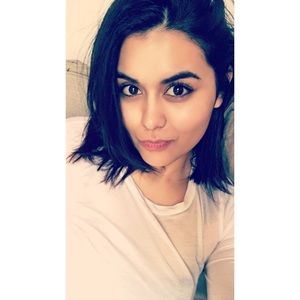 Meet your Posher, Lizbeth