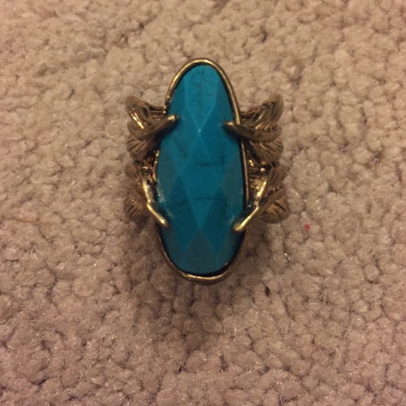 Ring - Picture 3 of 3