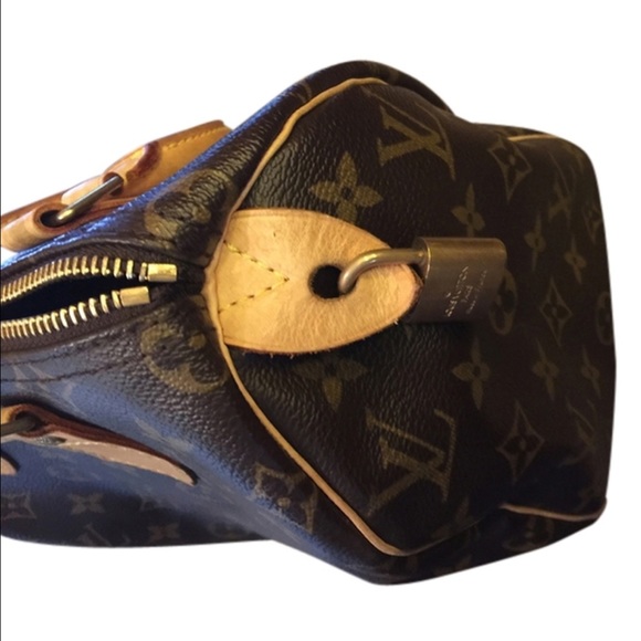 SOLD!!! Authentic Louis Vuitton Speedy 25 - Picture 3 of 4