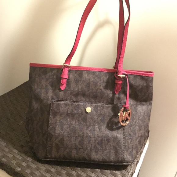 Authentic medium sized Michael Kors handbag