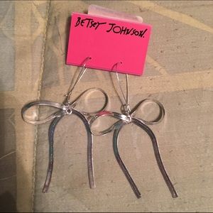 Betsey Johnson silver bow earrings