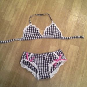****SOLD****Girls size 3T two piece swimsuit