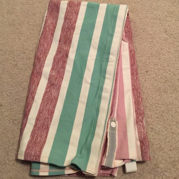 Lulu lemon scarf