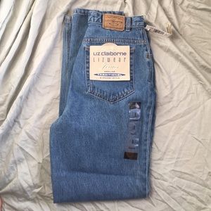 Liz Claiborne genuine five pocket jeans