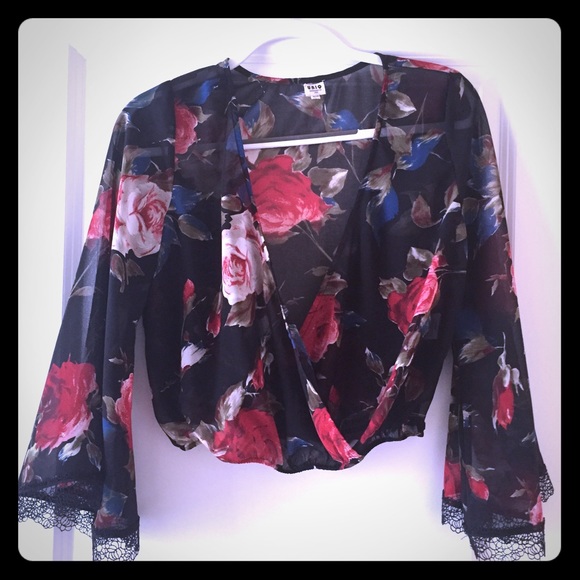 Floral Crop Top Blouse