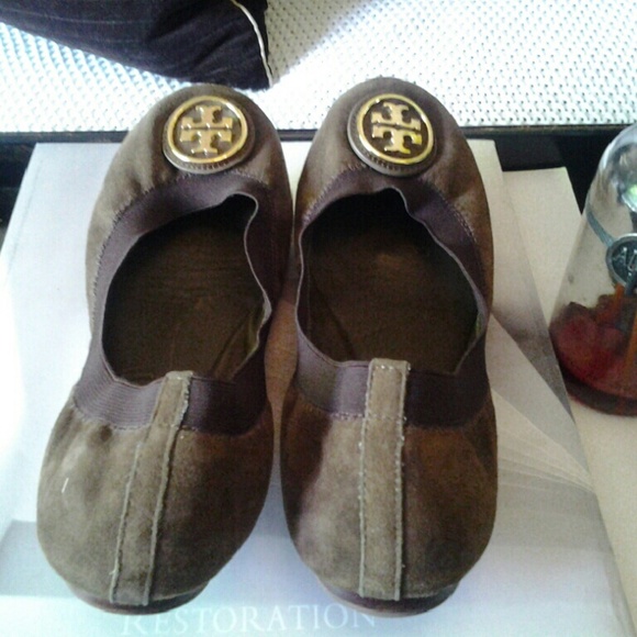 Sold😁😁😁😁😁....today. TORY BURCH FLATS - Picture 2 of 3