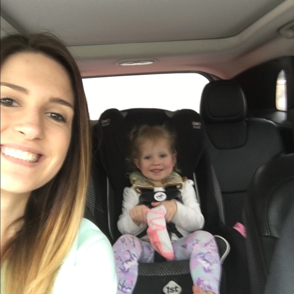 Meet your Posher, Erica - Picture 1 of 1