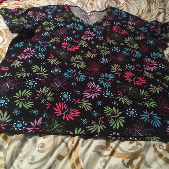 Scrub top