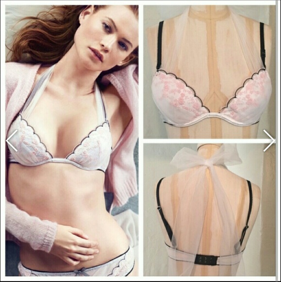 ***Victoria's Secret Plunge Bra***