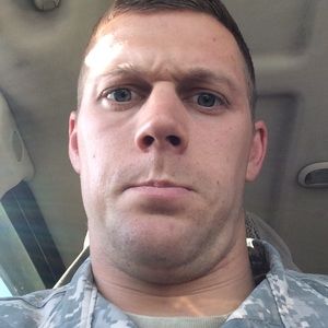 Meet your Posher, Derek