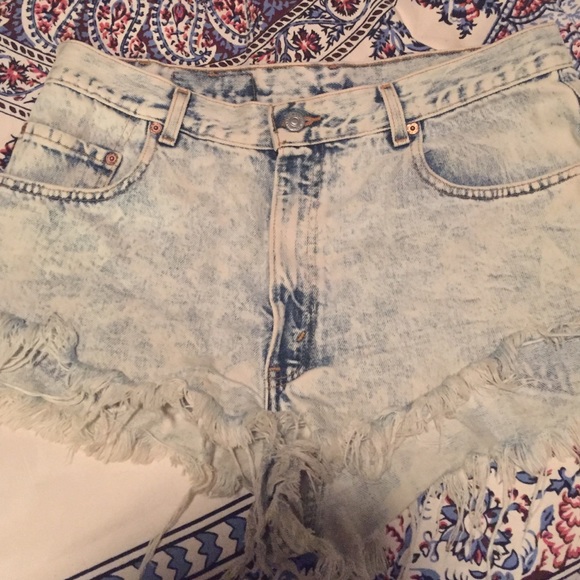 Bleached denim UO high waisted shorts