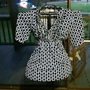 Cute heart and soul shirt, ruffle neck, gently wor