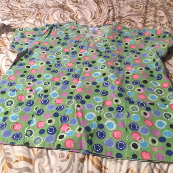Scrub top