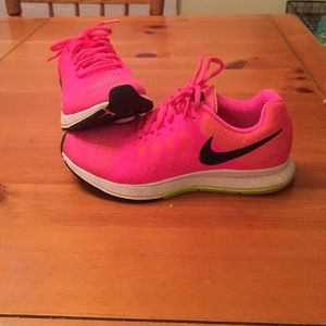Nike Pegasus Running Shoes