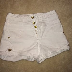 high waisted white shorts