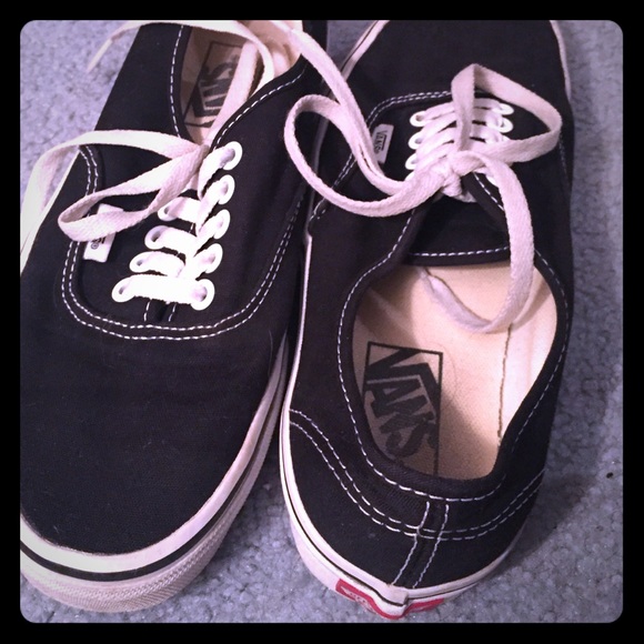 Vans classic black shoe size 8 women's