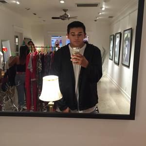 Meet your Posher, Robert