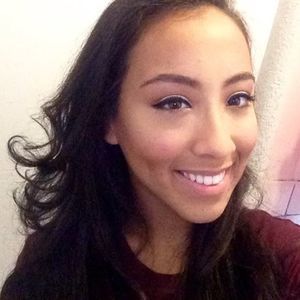 Meet your Posher, Perla