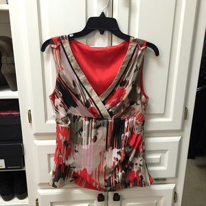 Tahari top size Medium