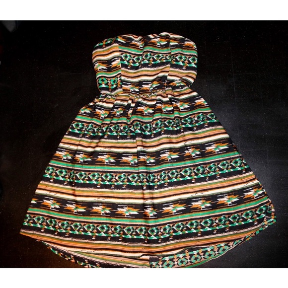 Open Back Strapless Tribal Dress 👗 - Picture 1 of 3