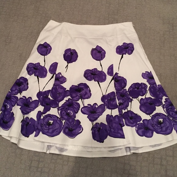 NWT Lane Bryant  white with purple flowers skirt