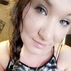 Meet your Posher, Roxanne