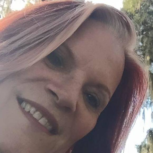 Meet your Posher, Elizabeth - Picture 1 of 1