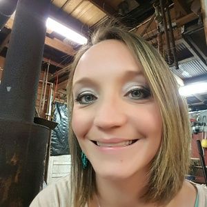 Meet your Posher, Shawna