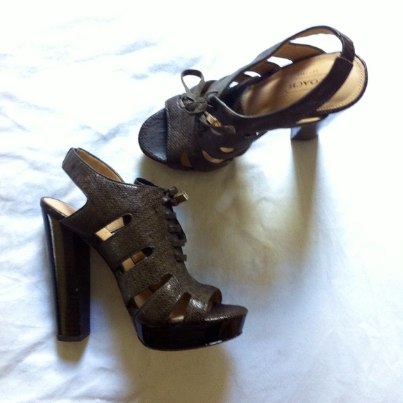 Coach Moreen in brown - Picture 2 of 4