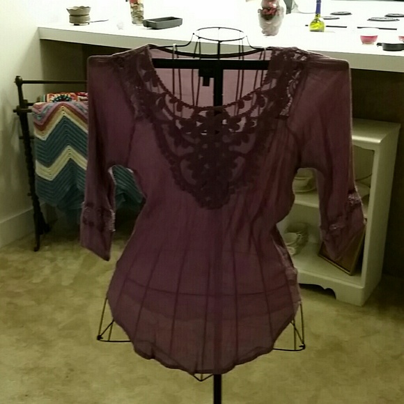 Light purple 3\4 sleevss, worn 1 time