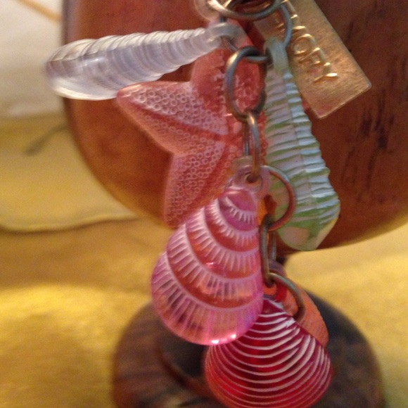 Star shells earrings - Picture 2 of 4