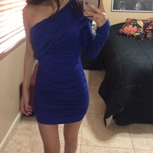 Foreign exchange dress