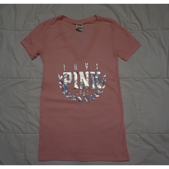 PINK SIZE XS V NECK T-SHIRT