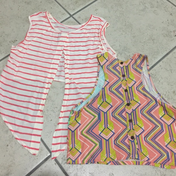 Crop Tops - Picture 3 of 4