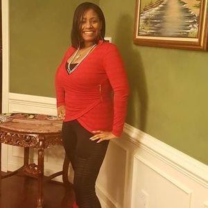 Meet your Posher, Tamera