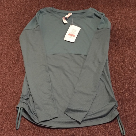 Fabletics workout top