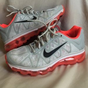 Women's Nike Air Max 2011 running shoes