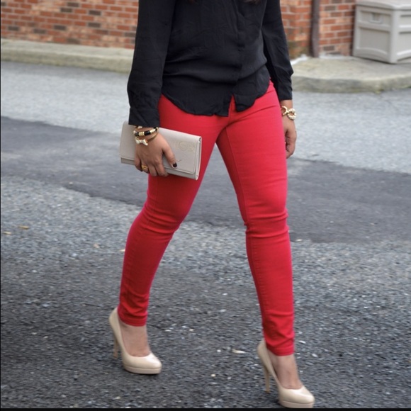 Red Hollister skinny jeans. Size 27 / 5