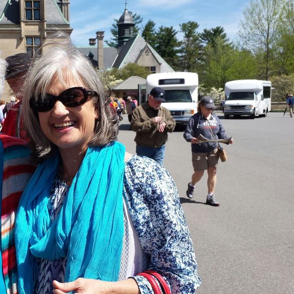 Meet your Posher, Theresa