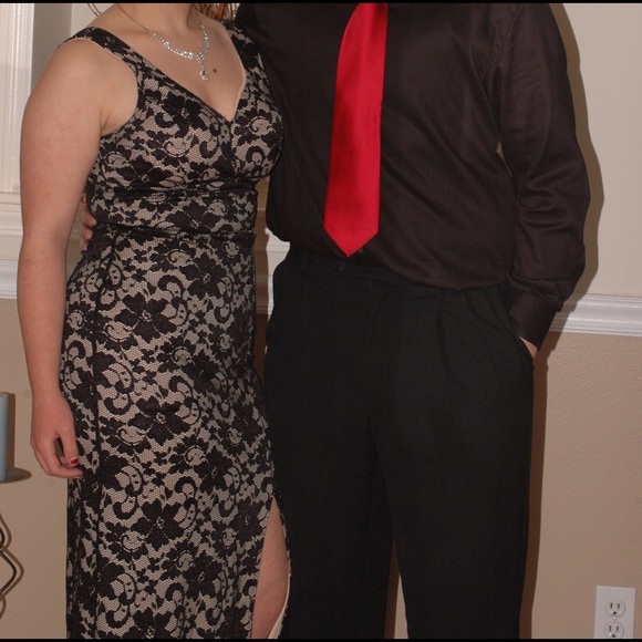 BLACK/NUDE SEXY LACE DRESS! prom/tolo/homecoming!