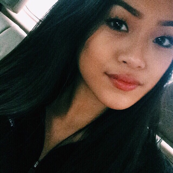 Meet your Posher, Tiffany - Picture 1 of 1