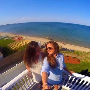 Meet your Posher, Maria